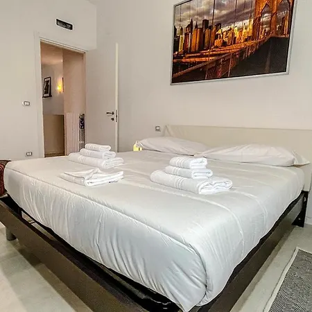 Cozy - Elegance And Comfort Near The Fair 바리